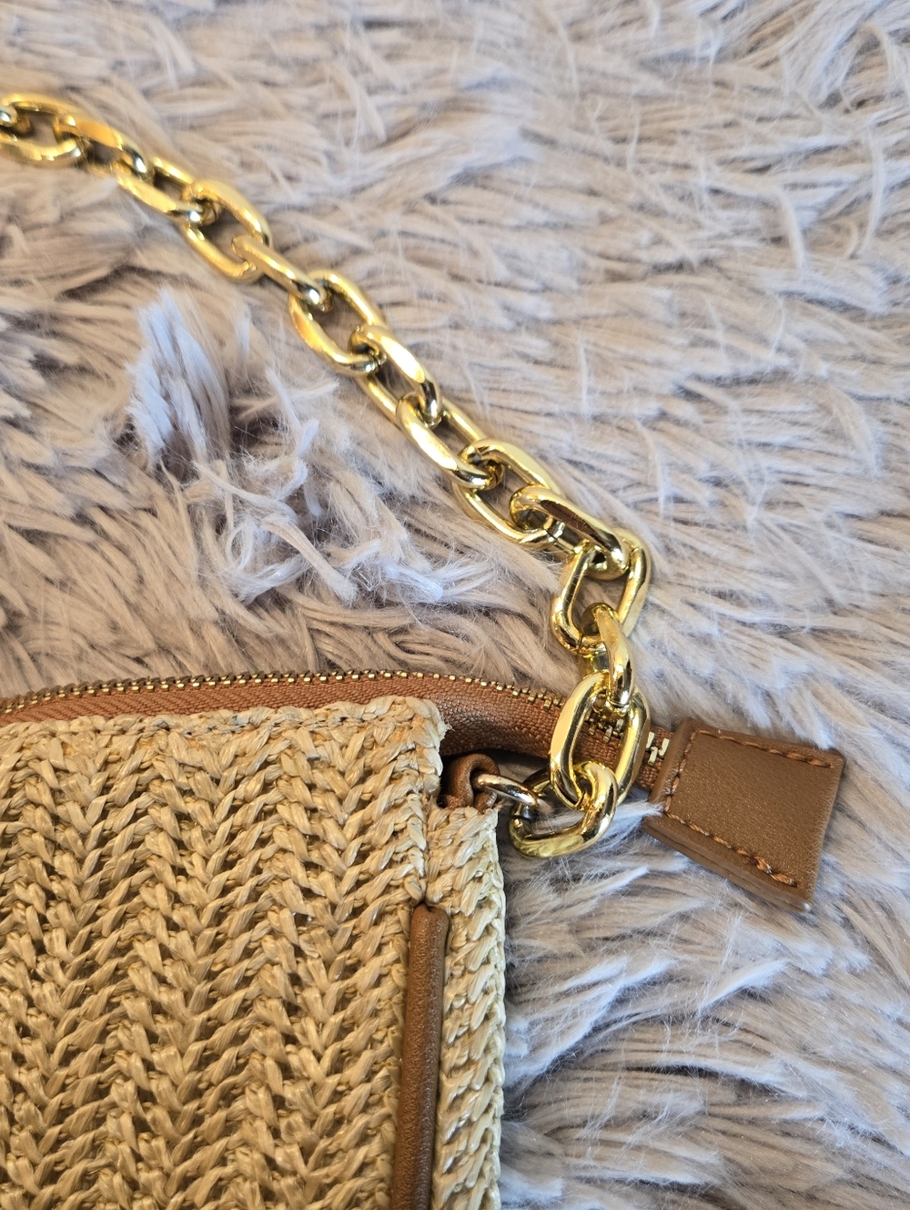 Grossi Woven Straw Bag with Gold Chain Handle - Picture 9 of 13